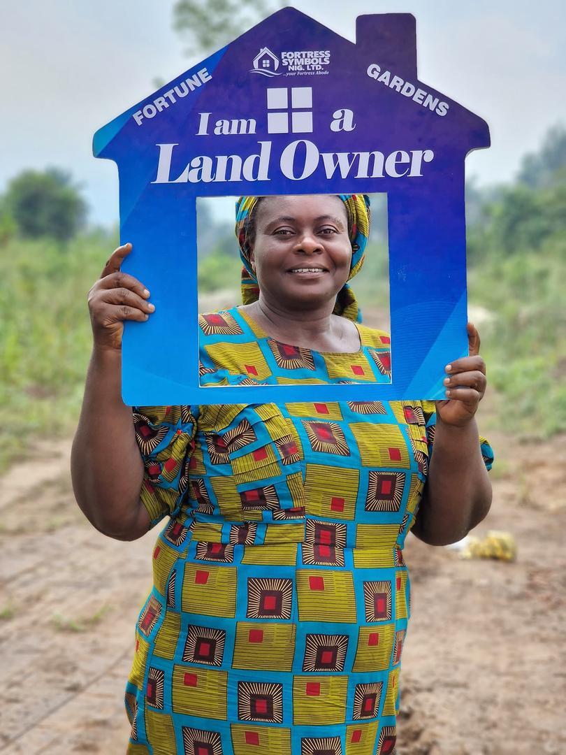 b5073092-6d82-49ab-909a-f00656105ed2